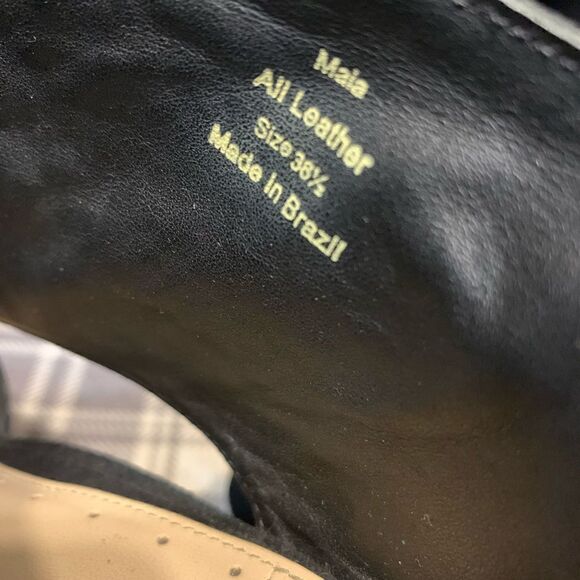 MaxAzria Maia Open Toe Heels - Picture 11 of 12